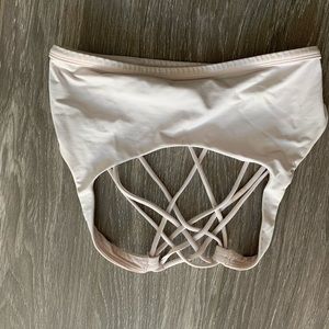 Lululemon free to be wild bra
